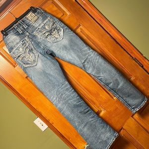 Men’s size 32x34 rock revival jeans
